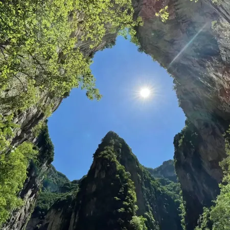 Yifei Homestay (Taihang Mountain Grand Canyon Baquanjia)