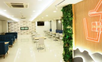 B2 Hat Yai Rat Uthit Boutique & Budget Hotel