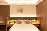 暉園民宿（仏山清暉園大良鐘樓地下鉄駅） 広東省仏山市華蓋路歩行街周辺のホテル