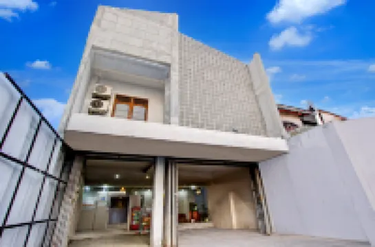 Hotel O Tegal Near Near Pacific Mall Tegal Formerly Hugo Suites Family