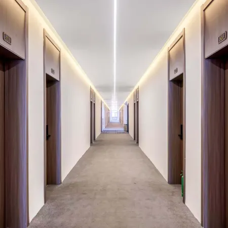 First Village Hotel (Harbin Ice and Snow World Branch) Отели рядом с достопримечательностью «Больница Харбина Чэньфэна по гемангиоме»