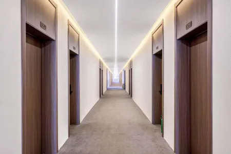 First Village Hotel (Harbin Ice and Snow World Branch) Отели рядом с достопримечательностью «Harbin Far East Institute of Technology»