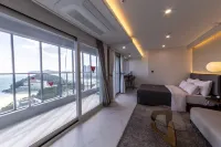 Raviens Maison de Hotel
