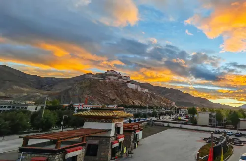 Jiangzi Nyangchu Manor House Hotel Hotels in Gyantse County