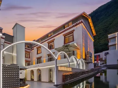 VALATOMS Hotel