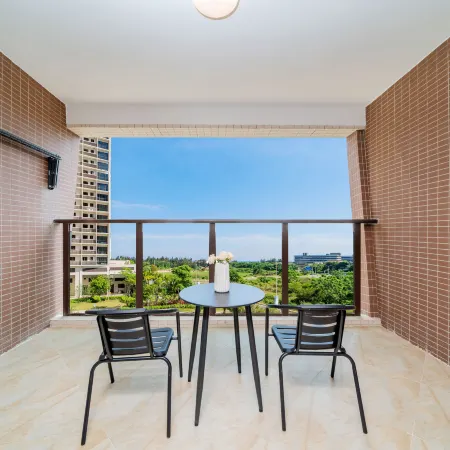 Xinghua Resort Hotel (Yangjiang Hailing Island Shili Yintan)