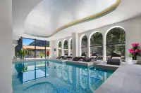 BIPENG SEASONSPRING RESORT Hotels in Li County