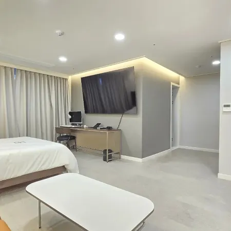 Road35 Hotel