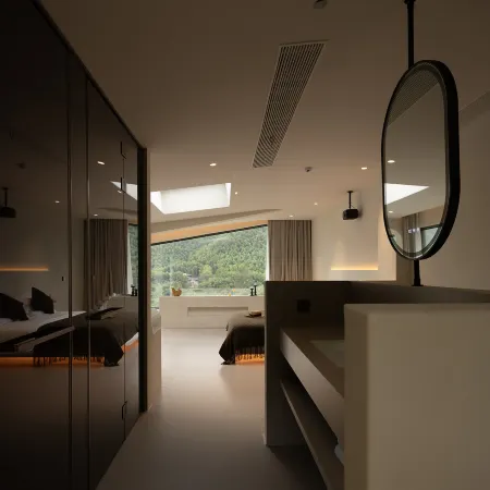 SUNMIT NOOK Misty Wilderness · Mountain Top Beauty Stay (Anji Yunshang Grassland Store)