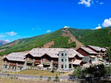 喀納斯白樺林度假飯店