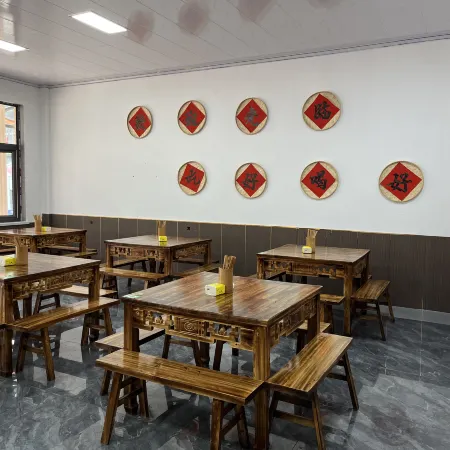 Yangbencang Homestay (Zhagana Scenic Area Ticket Center)