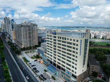 DaysInn BY WYNDHAM(Zhanjiang Seaside Ocean-view Corridor)