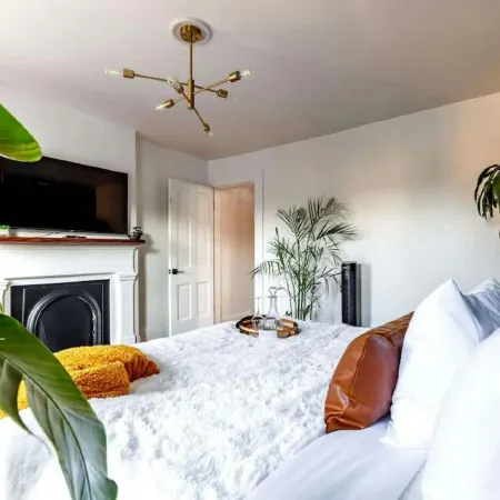 Convention - Parking Free - Short North - King Bed