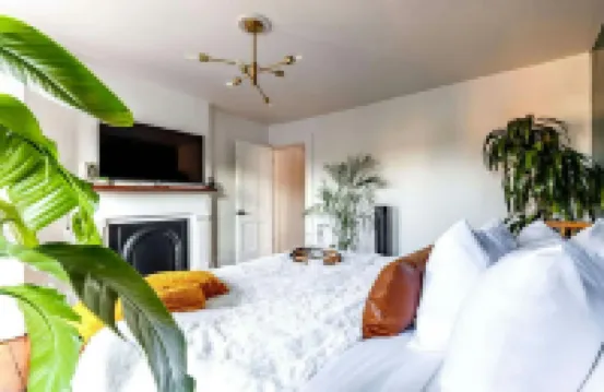 Convention - Parking Free - Short North - King Bed