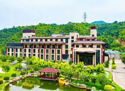 Beijing Baihewan Zhaolin Grand Hotel