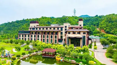 北京白河灣朝林松源飯店 白河灣青石嶺星空露營地附近的飯店