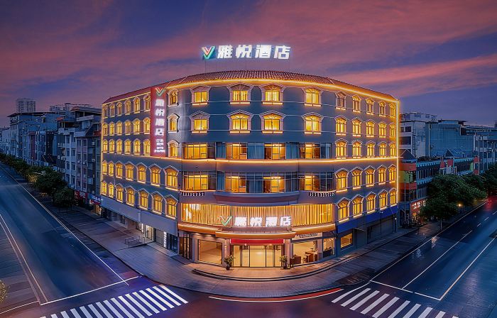 Yayue Hotel (Yulin Rongxian Railway Station Branch)