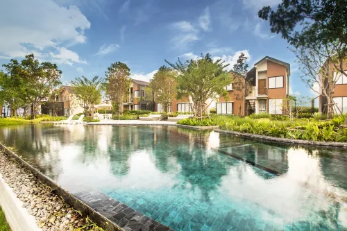 Saksiam Lakeside Resort  Certificate Hotel di Bang Len