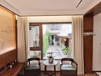 Xianting Residence (WeiShan Ancient City Gongchen Tower)