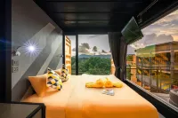 Hivetel - Airport Shuttle