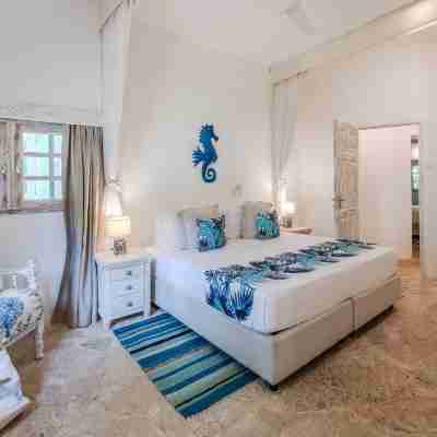 Nomad Beach Resort Rooms