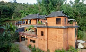 Lancang Chunxiao Mountain Top Homestay