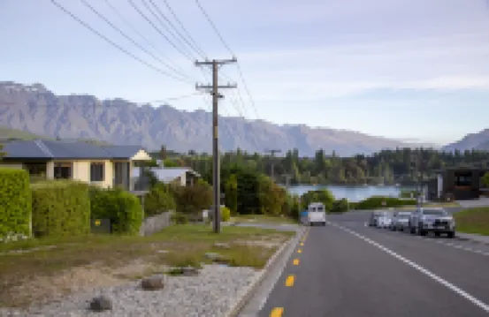 Prime Location | 3 bedroom home | Unlimited WIFI