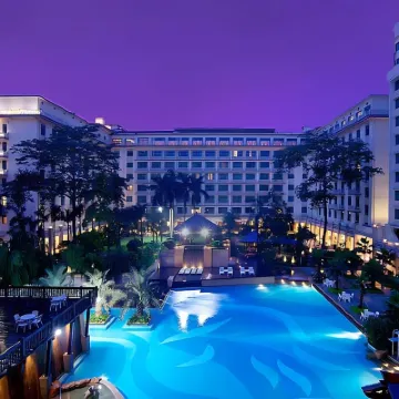 Dong Fang Hotel Hotels near Zhenhai Tower
