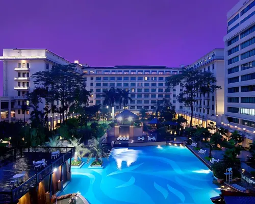 Dong Fang Hotel Hotels near Zhenhai Tower