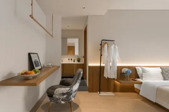 巡隠・Wildness Luxury 野奢避世親子デザイナーズ民宿（深セン較場尾ビーチ）