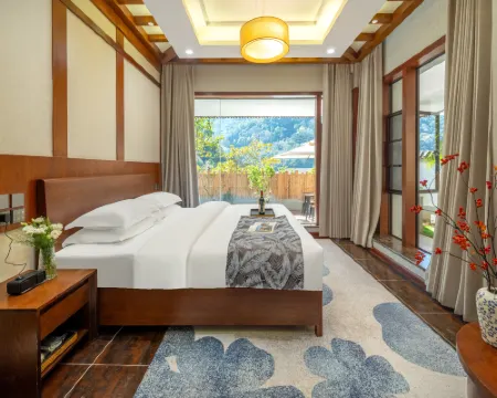 麓川璞隱溫泉康養酒店 龍陵酒店