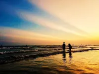 Beihai Qili Yuanshe Homestay (Yintan International Passenger Terminal) - Beach