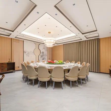 Rong'an Honglou Hotel