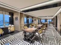 Ascott Hankou Riverside Wuhan Hotels near Beach Park