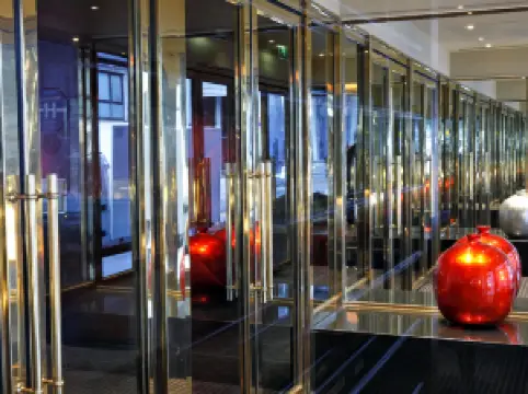 Warwick Champs-Elysées Paris