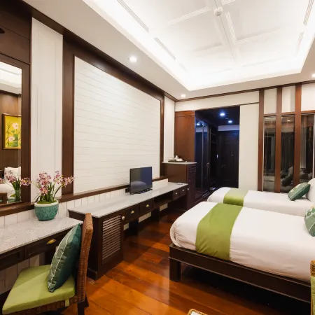 At Tree Hotel Thaphae Gate Chiangmai Отели рядом с достопримечательностью «Ват Махаван»
