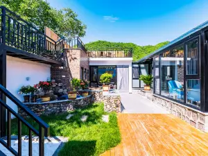 Beijing Great Wall No.9 house Hotel