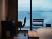 Yunhujing Cliff Resort Hotel - balcony