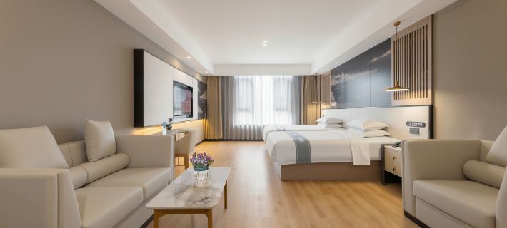 Han·Mayso Hotel Hotele w: Aksu