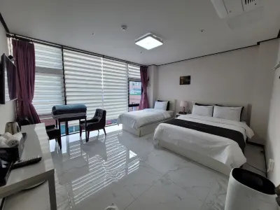 Yeosu Thestay Hostel Hotels in 
