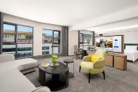 Hampton by Hilton Lhasa Potala Palace Square - Mountain View