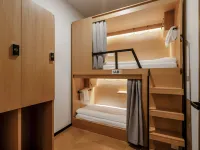 Luma Park Hostel (Suzhou Shantang Street Shilu Subway Station) โรงแรมใกล้สะพานเฟิง