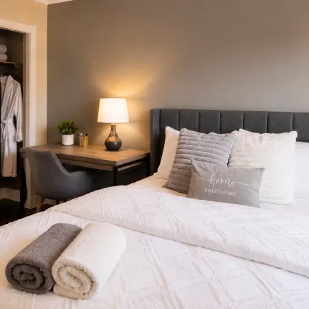 Tuscan Ridge Guesthouse Calgary West Отели рядом с достопримечательностью «Парк Боунес»