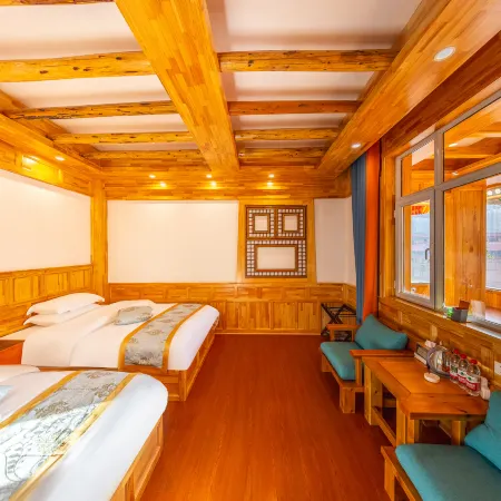 Langmulingka Lodge · Highland Serenity Cloudview Family Homestay (Langmusi)