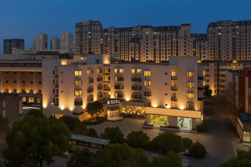 Jinjiang Inn Select ( Yangzhou Slender West Lake Siwangting Road Hotel)