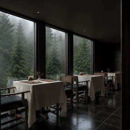 Jingfan Qizanggou Wilderness Luxury Tent Homestay