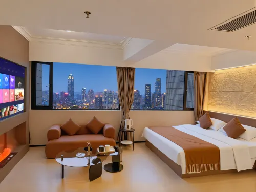 Cloud Cinema · Skyline View | City View Retreat - رومانسي