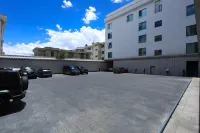 Lhasa Potala Palace Square Jiangsu Road Atour Hotel - ที่มีที่จอดรถ