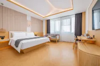 Xinxiang Jianguo HIDDEN Garden-Style Hotel - Balkon