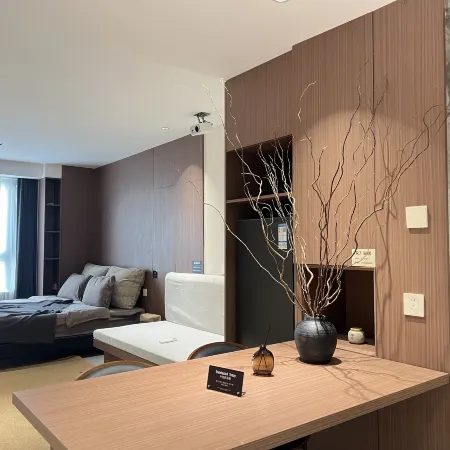R7 Residence